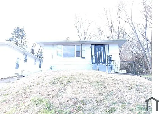 8541 College Ave — Photo 8