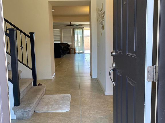 4th image of 10019 W Foothill Dr