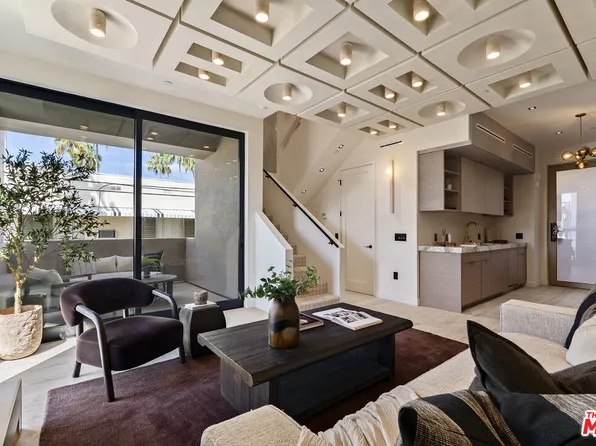 1021 N Ogden Dr, Los Angeles, CA
