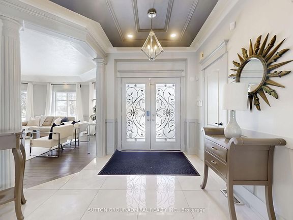 4th image of 74 Kootenay Rdg