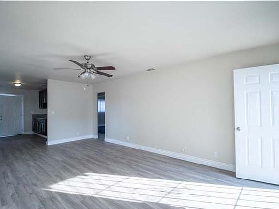 3rd image of 1135 Valencia Ave APT A