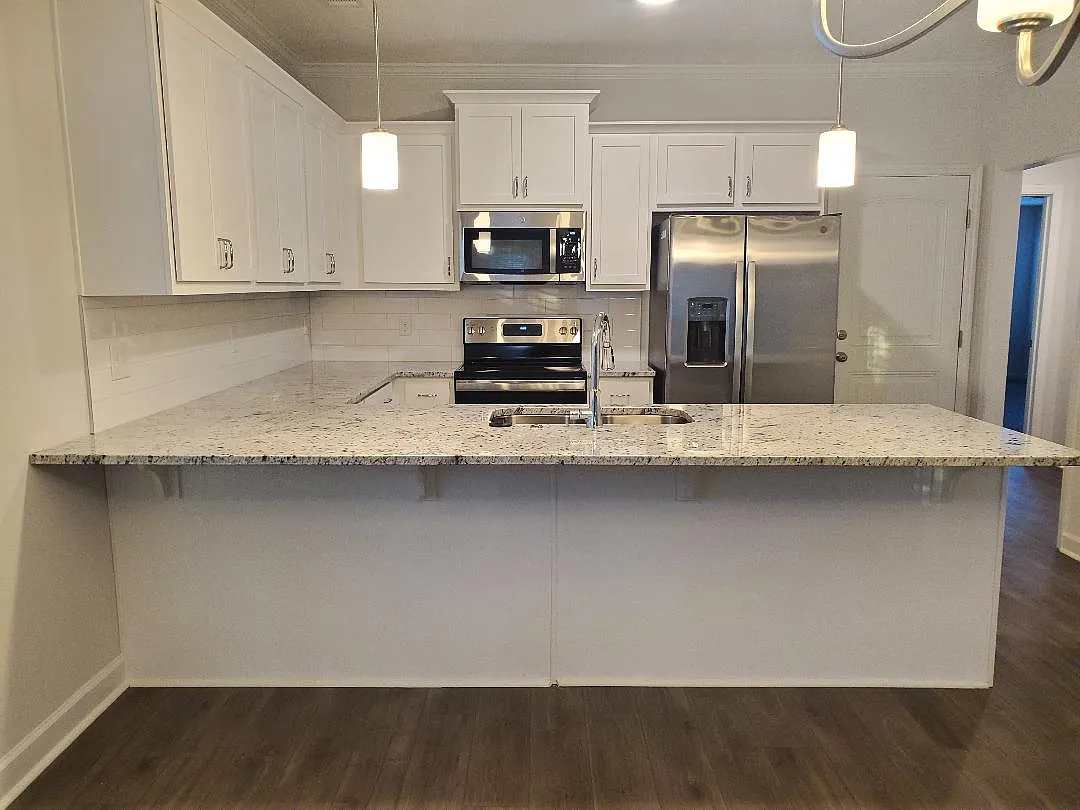 2 bed, 1460 sqft, $1,750 — Photo 3