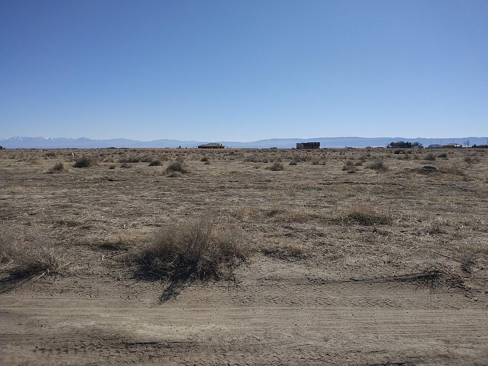 1st image of W Avenue A #10