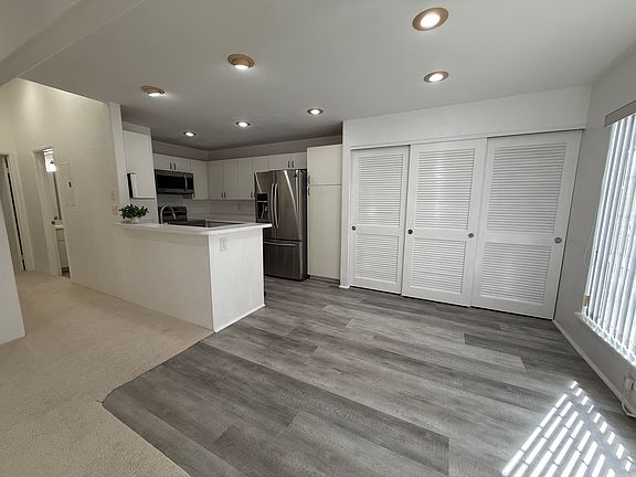 3rd image of 528 Mananai Pl #T