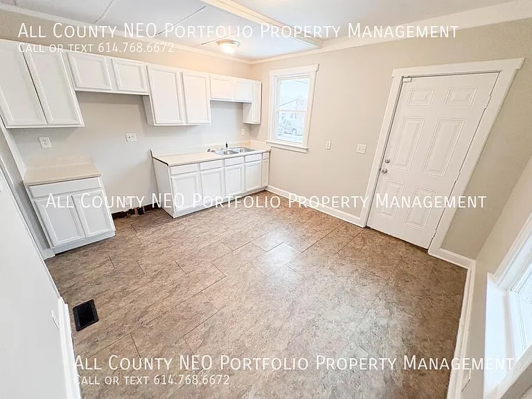 21 N Wayne Ave — Photo 6