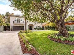 11720 Blix St, Valley Village, CA 91607