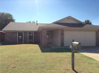 12421 Clarence Ct, Oklahoma City, OK 73142