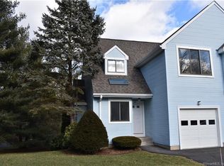 20 Garden Path UNIT 20, Farmington, CT 06032