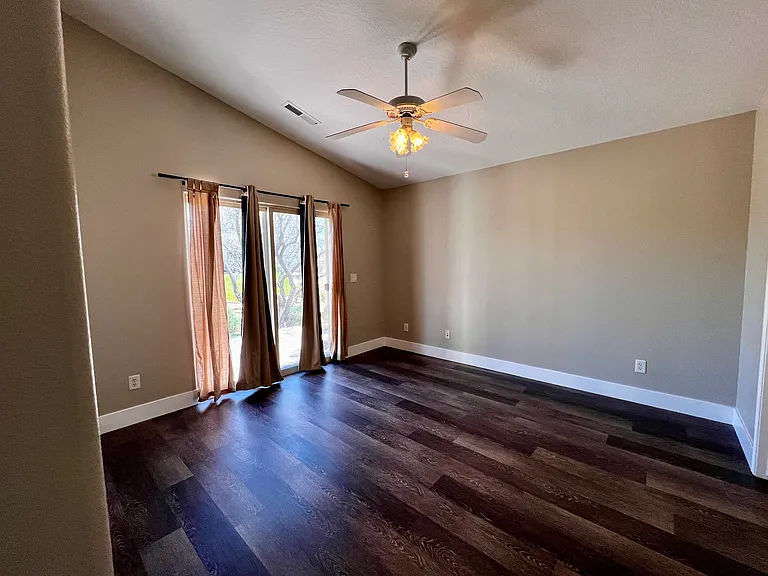 400 Paradise Pkwy #124 — Photo 9