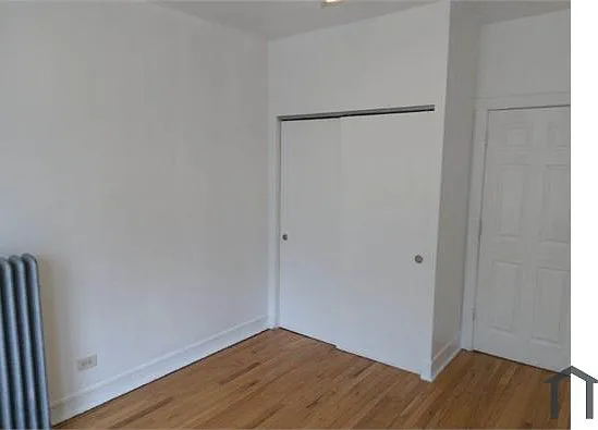 648 E 62nd St #1 — Photo 13