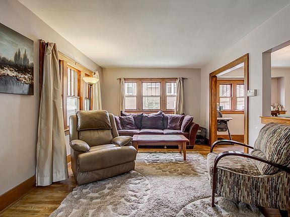 3rd image of 2048 Edgewood Ave NE