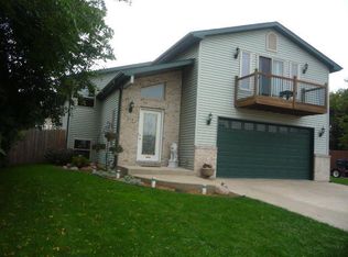 3114 Meachem Rd, Racine, WI 53406