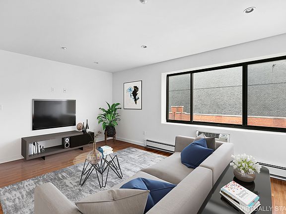 3rd image of 400 15th St APT 4B