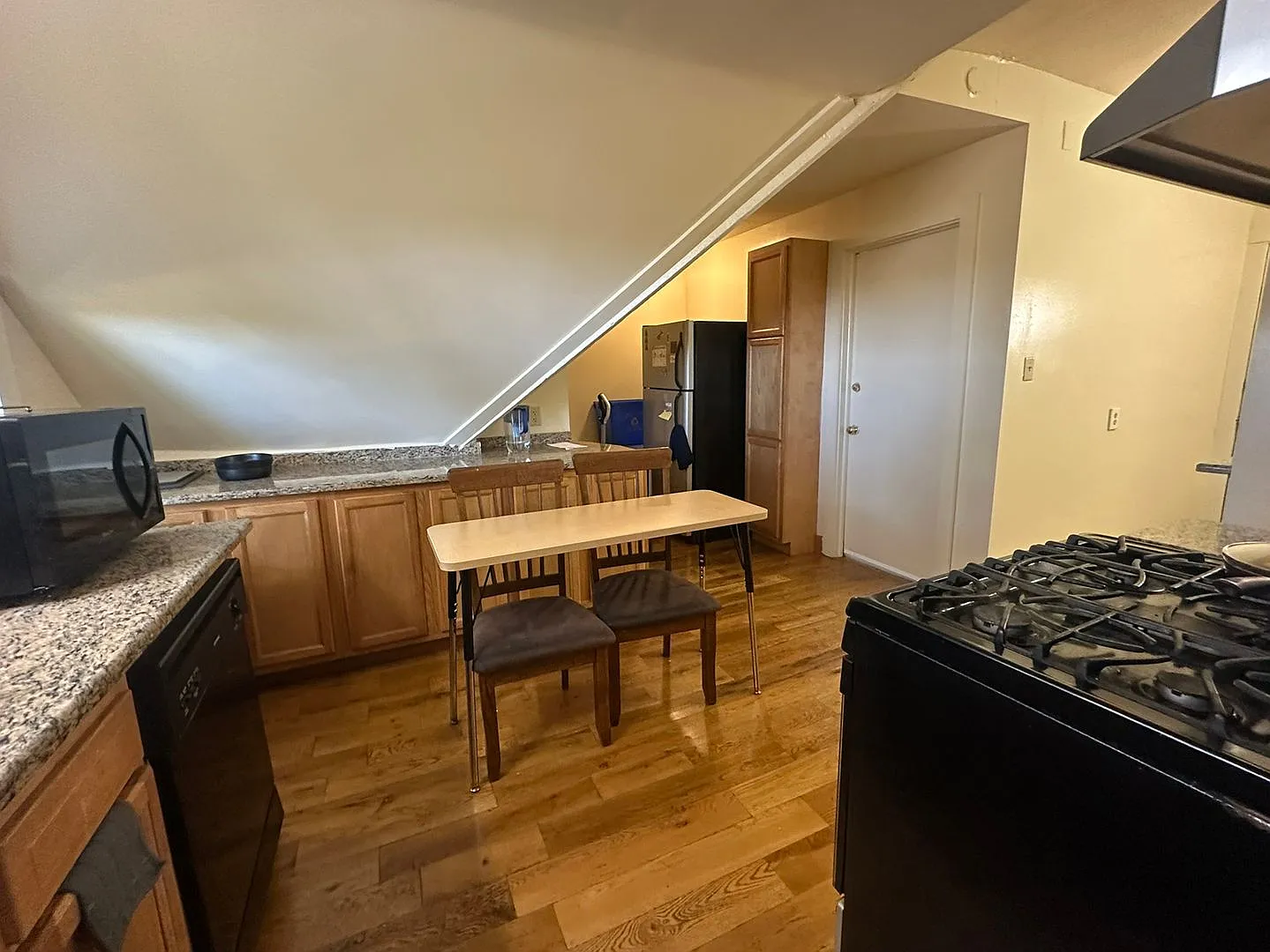 113 Comstock Place Furnished Rooms - Available 7/1/27 Or 8/1/27 — Photo 1