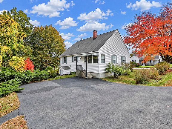 4th image of 160 Titus Avenue