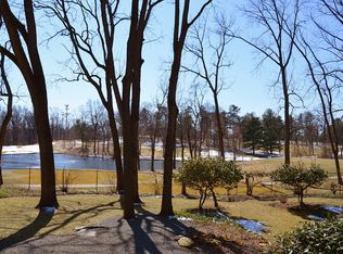 10006 Woodhill Rd, Bethesda, MD 20817