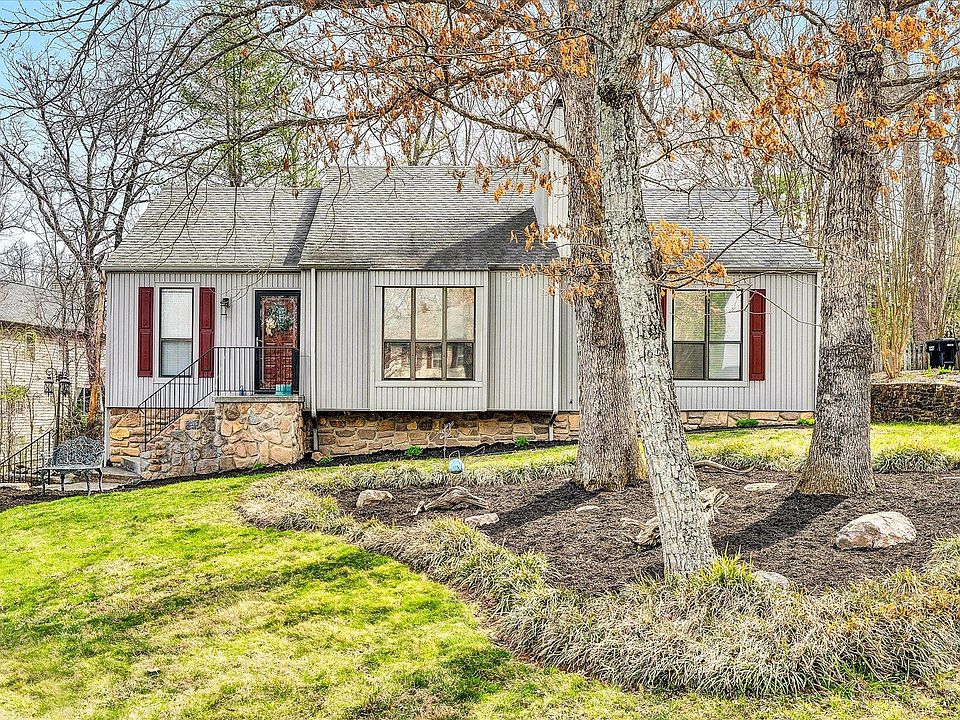 1st image of 4380 Summerset Dr