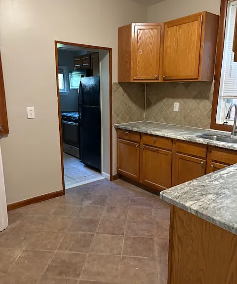 4338 Parrish St — Photo 6