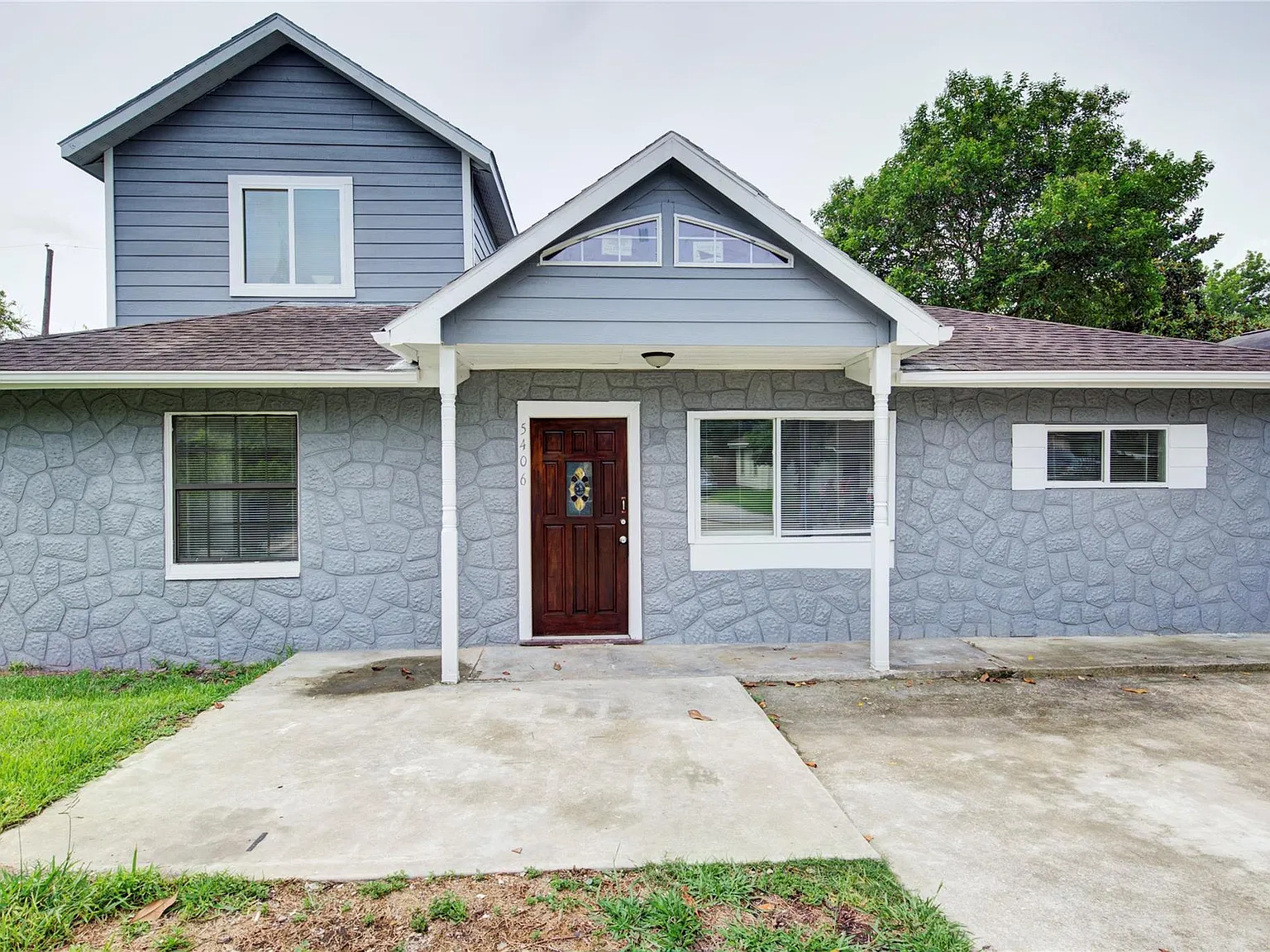 3 bed, 2.0 bath, 1994 sqft, $1,900 — Photo 1