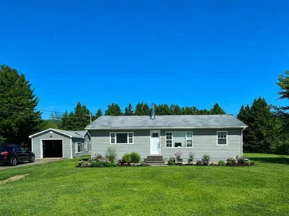 23 Angus Dr, Beaubassin East, NB E4P 8V9
