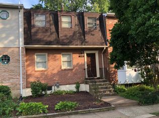 3026 White Birch Ct, Fairfax, VA 22031