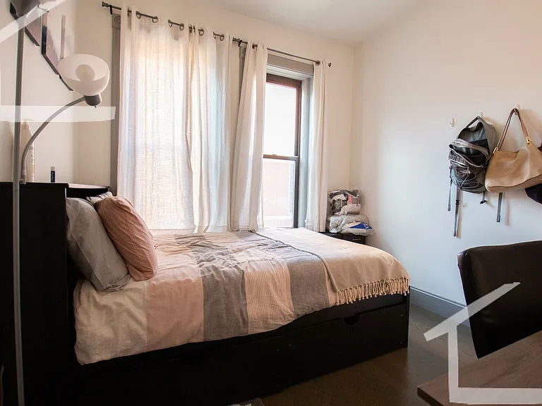 11 Belvidere St #14 — Photo 5