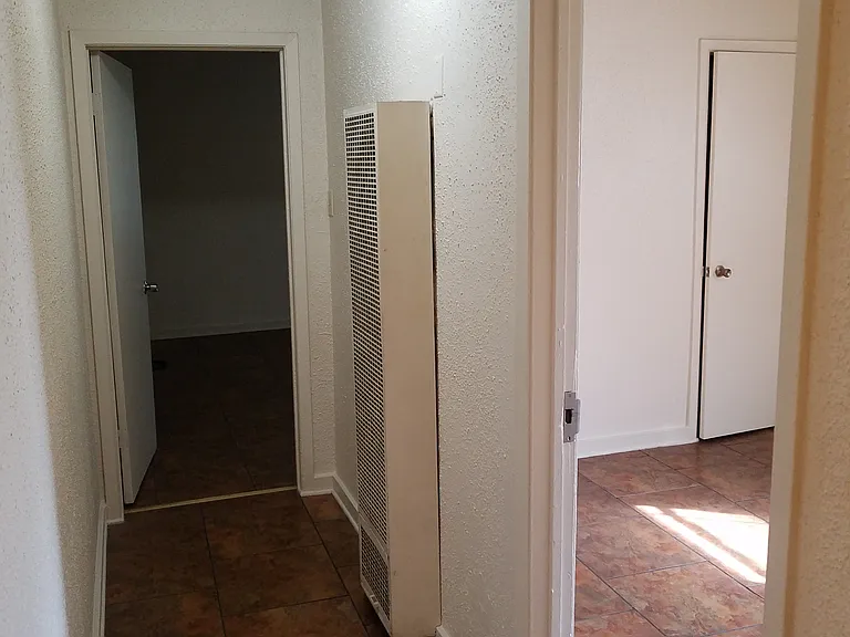 600 Monticello Ct #3 — Photo 12
