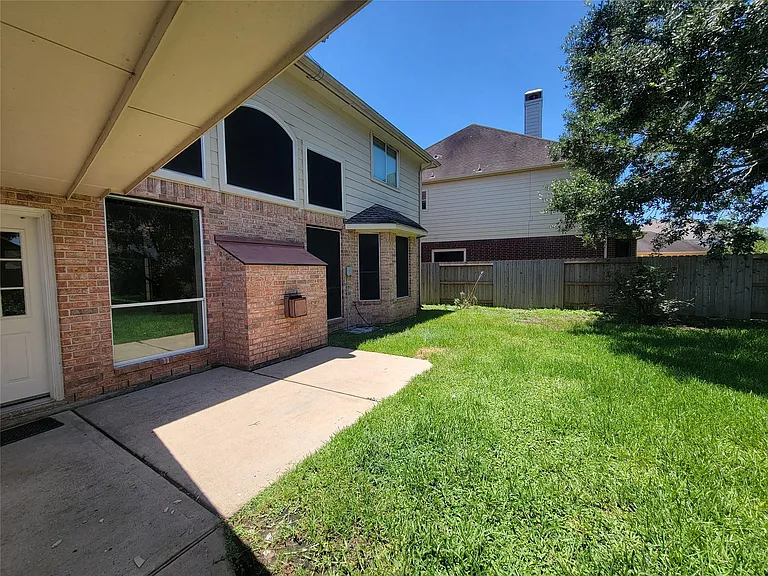 2134 Hill Canyon Ct — Photo 35