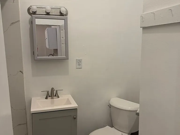 3215 W Cermak Rd #3R — Photo 6