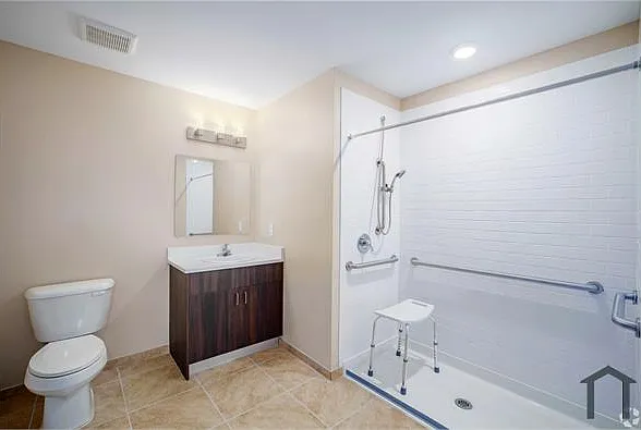 203 N University Dr — Photo 28