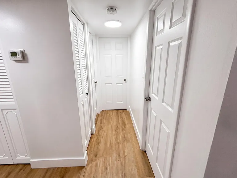 2741 Taft St #403 — Photo 4