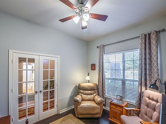 5th image of 203 Boardwalk Ave