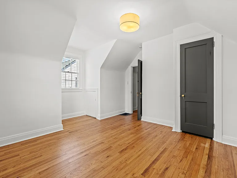 903 Carolyn Ave #B — Photo 18
