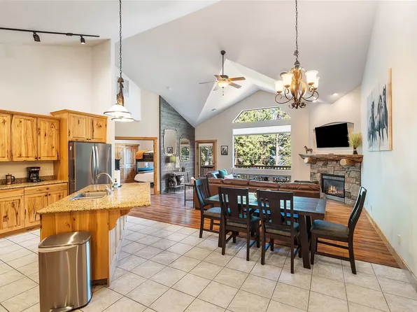 396 N Juniper Bay Rd, Somers, MT