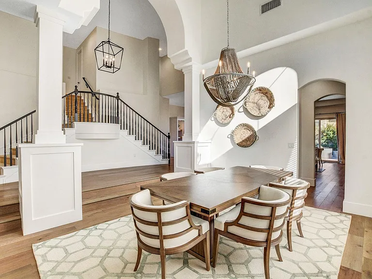 308 Round Stone Ct — Photo 15