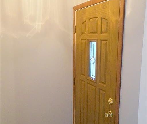 3rd image of 245 Abbington Ave