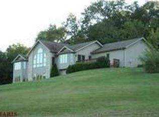 3100 Wolf Holw, Pacific, MO 63069