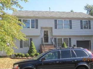 112 Fairfield Ave, Fords, NJ 08863