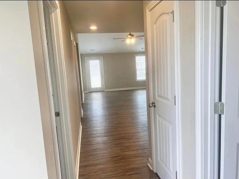 434 Beacon Dr — Photo 14