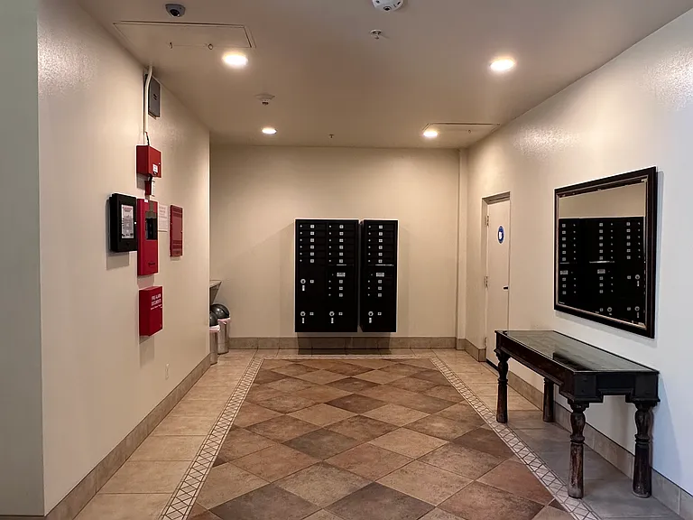 4601 Coldwater Canyon Ave #305 — Photo 6