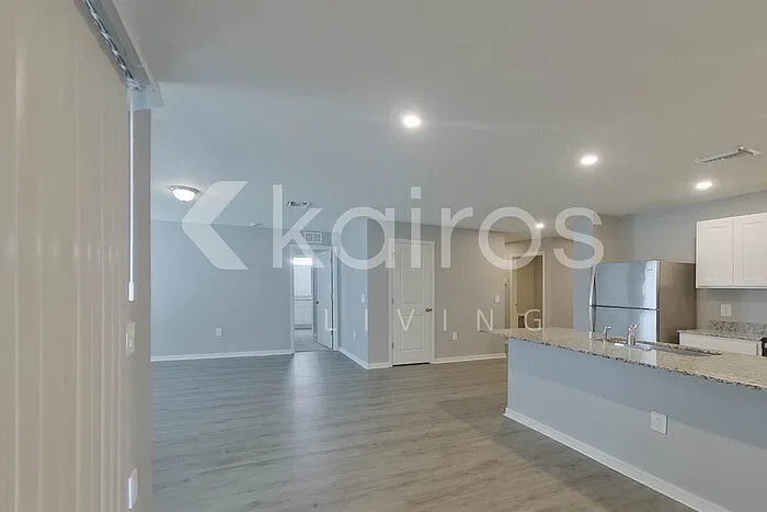 4 bed, 2.0 bath, 1665 sqft, $1,895 — Photo 4