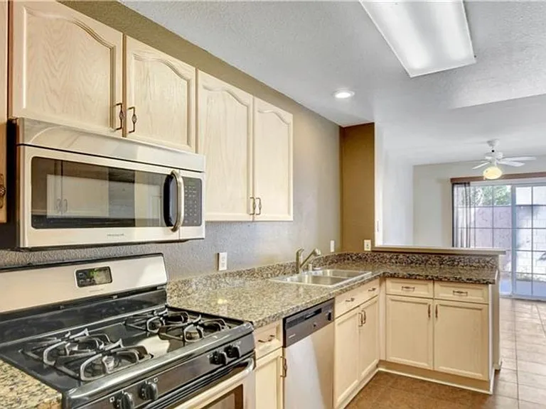 8456 Indigo Sky Ave — Photo 5