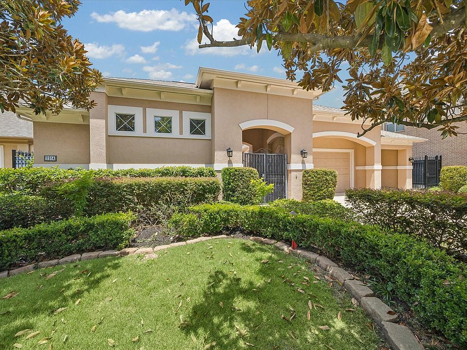 1st image of 11914 Legend Manor Dr