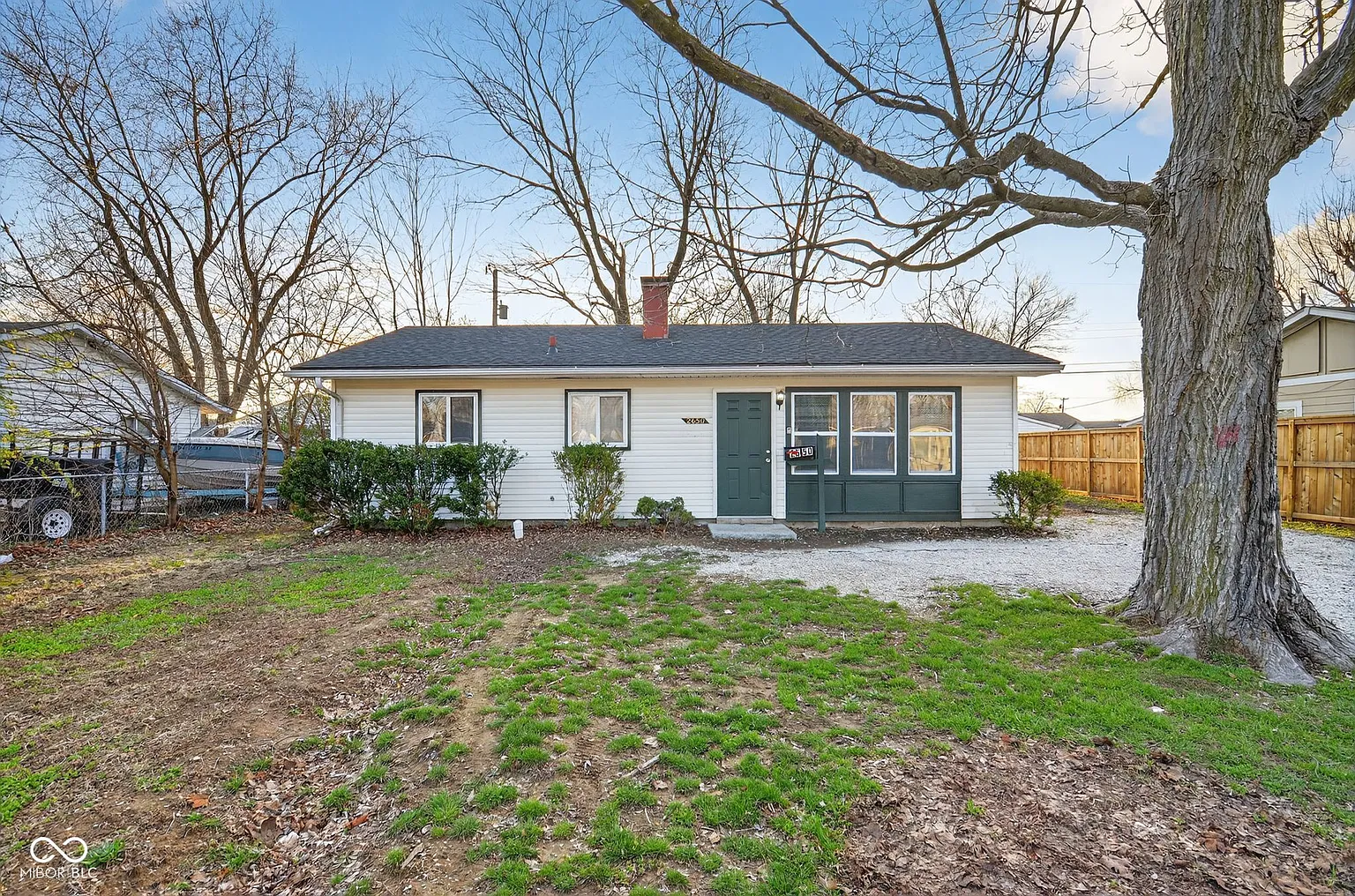 2650 Shirley Dr photo 1