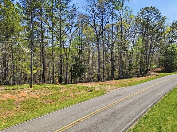3rd image of 3102 Flatbottom Rd