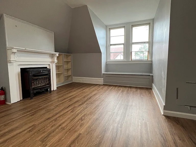 210 E End Ave #3A — Photo 13