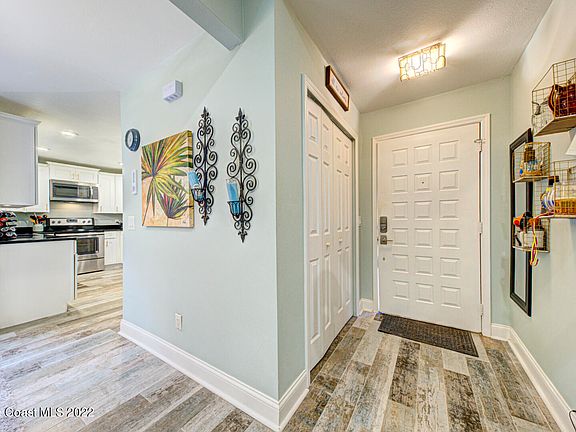 2nd image of 3461 Sparrow Ct