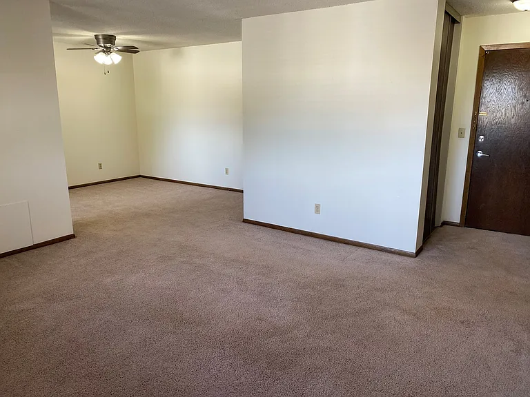 Alpine Apartments — Photo 34