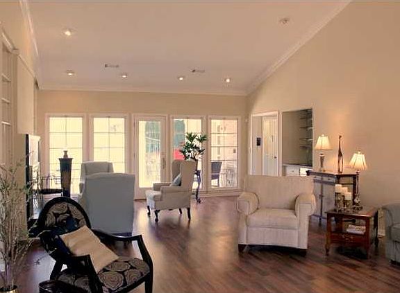 3rd image of 2108 Bowen Dr