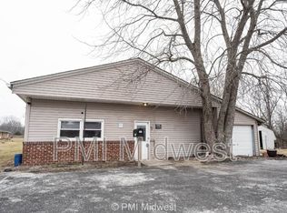 4881 S 300 W UNIT 19, New Palestine, IN 46163
